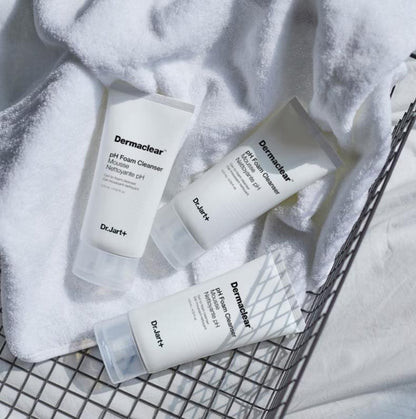 Dermaclear PH Cleanser Foam Face Wash